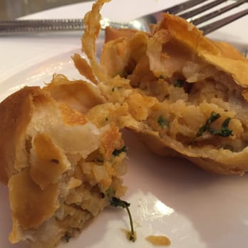 Sabri Nihari Restaurant - Vegetable Samosa - Pakistani Near Me - Chicago, Illinois