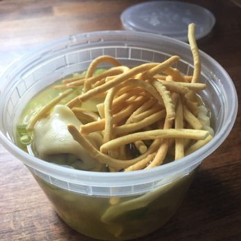 Hong Kong Kitchen - Wonton Soup with rice noodles - Chinese Near Me - Cleveland, Ohio Hong Kong Kitchen - Wonton Soup with rice noodles - Chinese Near Me - Cleveland, Ohio