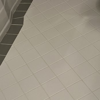 JM Carpet Cleaning - White tile and grout!! - Carpet Cleaning Near Me - Pacoima, California
