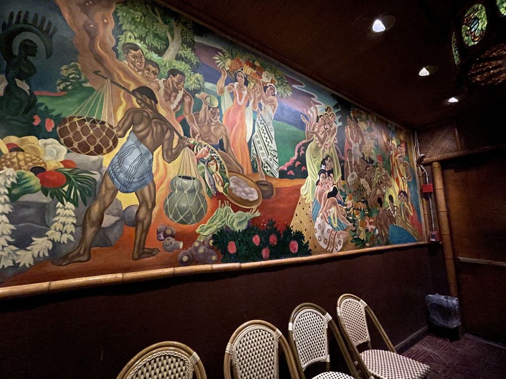 Damon's Steak House