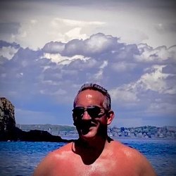 Canoe Beach - A intellectual man that won't be bullied.