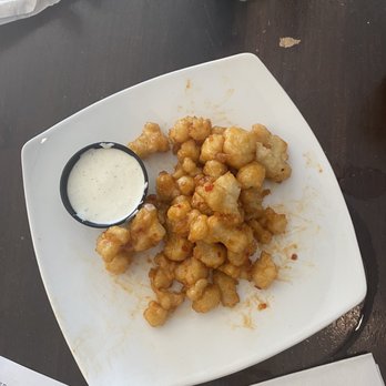 Coach’s Bar & Grill - Sports Bars Near Me - Chicago, Illinois