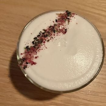 Restaurant Fleurs et Cadeaux - Japanese Near Me - Montreal, Quebec