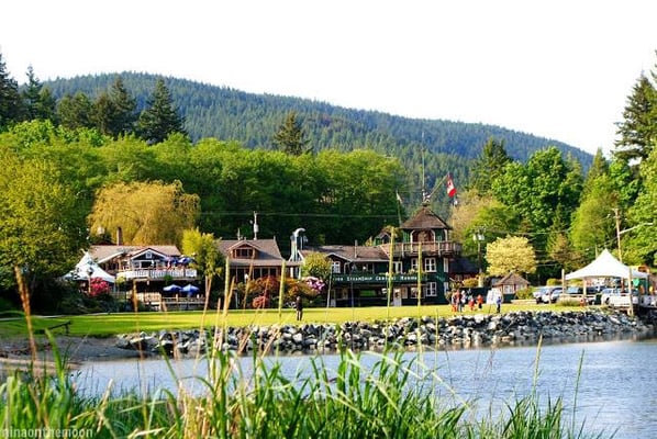 Union Steamship Marine Resort by null