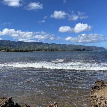 Kaiaka Bay Beach Park - Parks Near Me - Haleiwa, Hawaii Kaiaka Bay Beach Park - Parks Near Me - Haleiwa, Hawaii
