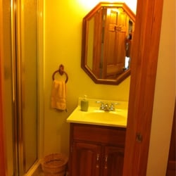 Country Season's Bed & Breakfast Inn - Sink