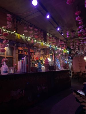 Happyfun Hideaway by null