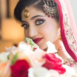 Singar Studio - Tarana Khan - reviewer