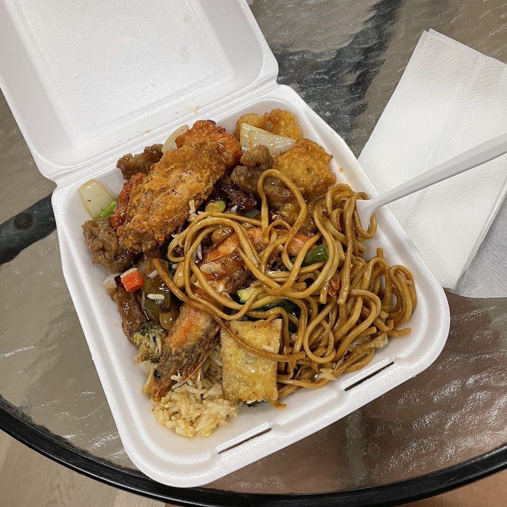 chow mein, orange chicken, General Tso's Chicken, Jalapeno Chicken, shrimp, Mixed Vegetables Tofu, fried rice chow mein, orange chicken, General Tso's Chicken, Jalapeno Chicken, shrimp, Mixed Vegetables Tofu, fried rice