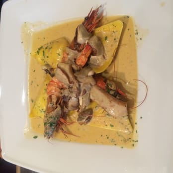 Serenata - Swordfish Ravioli with shrimp - Pizza Near Me - Zaventem, VBR Serenata - Swordfish Ravioli with shrimp - Pizza Near Me - Zaventem, VBR