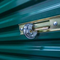 Boxie 24 Opslag Huren - Alle opslagruimtes zijn voorzien van een eigen slot.