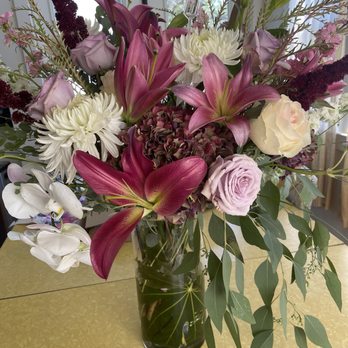 Mill Valley Flowers - Florists Near Me - Mill Valley, California