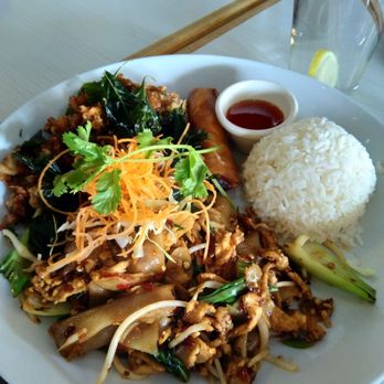 Noodle Wave - Lunch special. Chicken served two ways. - Thai Near Me - Frisco, Texas Noodle Wave - Lunch special. Chicken served two ways. - Thai Near Me - Frisco, Texas