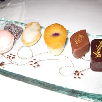 La Mer - complimentary sweets - French Near Me - Honolulu, Hawaii La Mer - complimentary sweets - French Near Me - Honolulu, Hawaii