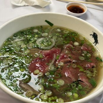 Pho Duoi Bo - Custom 4. Pho Filet Mignon Rare Steak - Vietnamese Near Me - San Jose, California