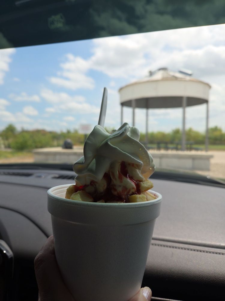 Barnside Creamery Logo