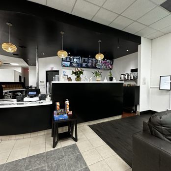 Sweet Tooth Boba Lounge - Inside (game available) - Bubble Tea Near Me - Simi Valley, California Sweet Tooth Boba Lounge - Inside (game available) - Bubble Tea Near Me - Simi Valley, California