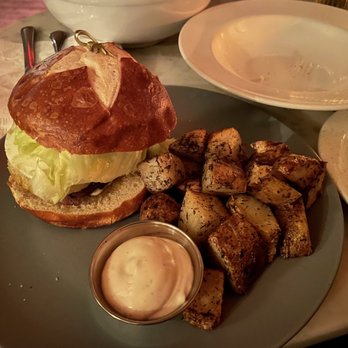St. Mazie - Mazie's Famous Burger - Bars Near Me - Brooklyn, New York St. Mazie - Mazie's Famous Burger - Bars Near Me - Brooklyn, New York