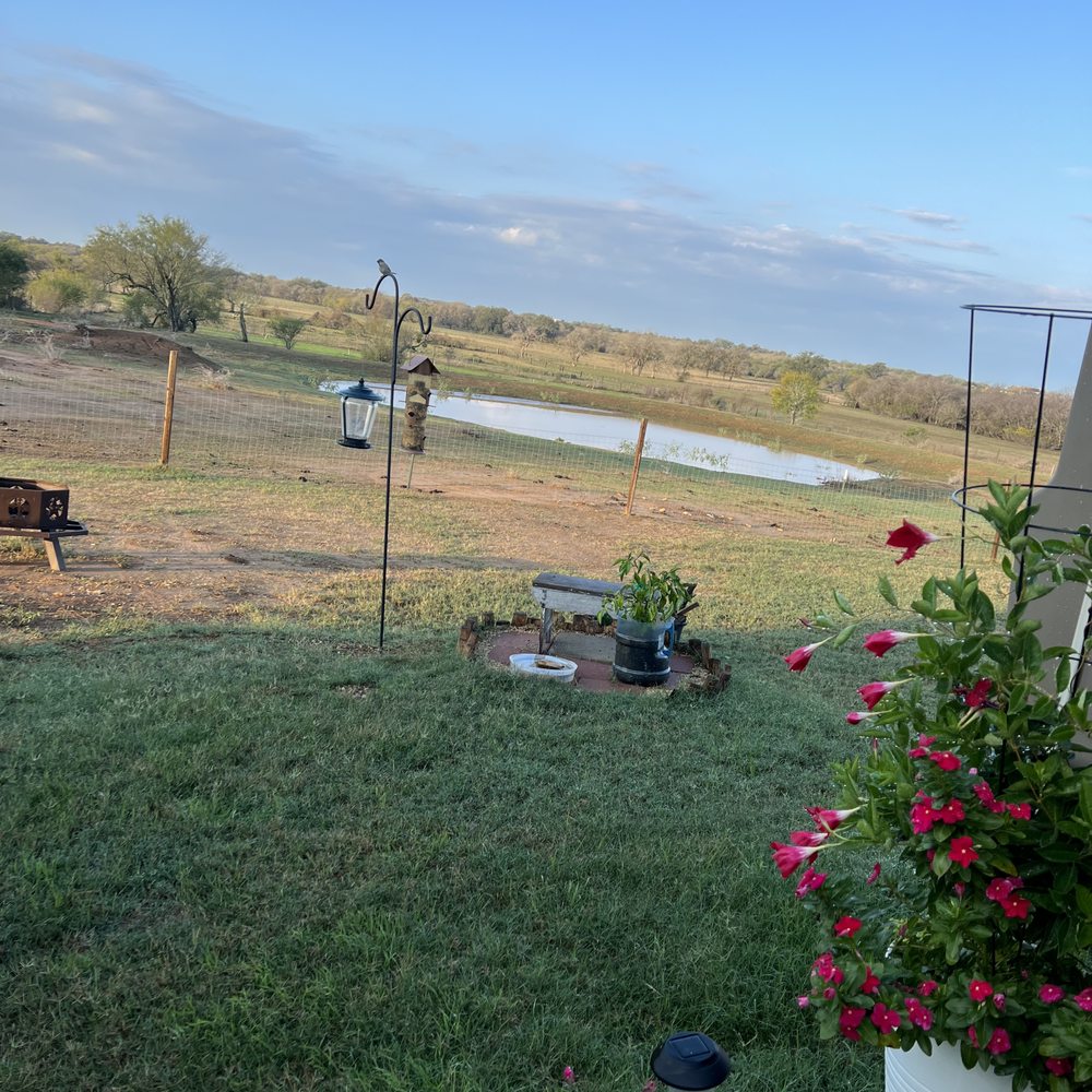 Windmill Crossing RV Park - RV Parks Near Me - La Vernia, Texas Windmill Crossing RV Park - RV Parks Near Me - La Vernia, Texas