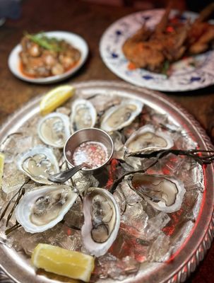 FET-FISK restaurant + bar by null