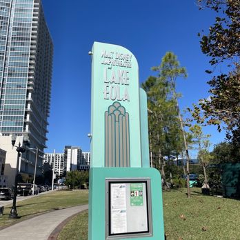 Lake Eola Park - Parks Near Me - Orlando, Florida