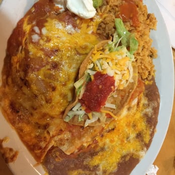 Casa Lupitas - Mexican Near Me - Castaic, California