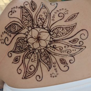 Henna Lounge - Makenna did a beautiful job! - Henna Artists Near Me - Kihei, Hawaii