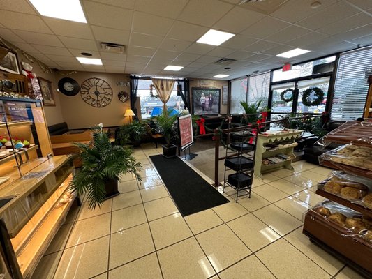 The Three Mothers Cuisine & Bakery by null