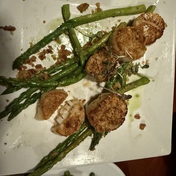 Apollo Grill - Pan Seared Scallops! They added asparagus instead of the cauliflower grits! Cooked perfectly!of - American Near Me - Bethlehem, Pennsylvania
