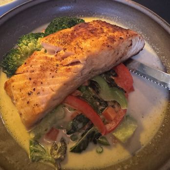 Thai Thai II - Emerald Salmon - Thai Near Me - Bethlehem, Pennsylvania