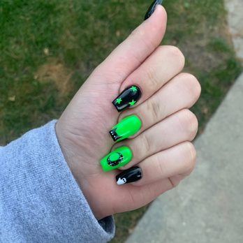 Amore Nail Studio - Manicure - Acrylics Full Set - Nail Salons Near Me - Boise, Idaho Amore Nail Studio - Manicure - Acrylics Full Set - Nail Salons Near Me - Boise, Idaho