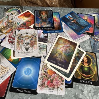 Haley Comet Astrology - She used 3 decks for my Oracle reading. - Astrologers Near Me Haley Comet Astrology - She used 3 decks for my Oracle reading. - Astrologers Near Me