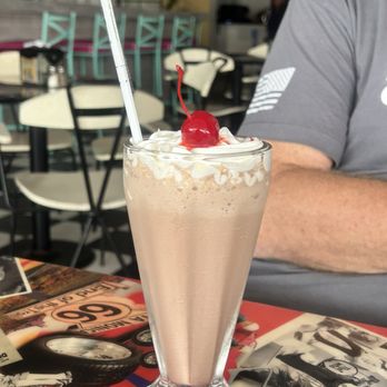 D'Z Route 66 - Chocolate shake - Diners Near Me - Puerto Vallarta, JAL