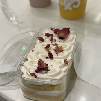 ZERO & - Rose Lychee Dream Mini Box - Gluten Free - Bubble Tea Near Me - San Francisco, California