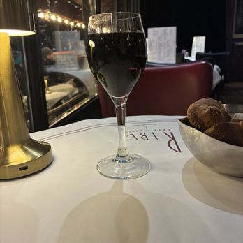 Chez Ribe - Bordeaux - Brasseries Near Me - Paris, 75
