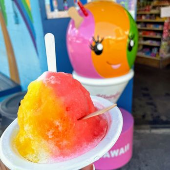 Waiola Shave Ice - Orange Cream, Coconut, and Strawberry Cream - Ice Cream & Frozen Yogurt Near Me - Honolulu, Hawaii