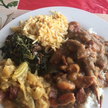 Queen's Cuisine - Seafood stew, smothered cabbage, greens, Mac and cheese - Caterers Near Me - Kenner, Louisiana Queen's Cuisine - Seafood stew, smothered cabbage, greens, Mac and cheese - Caterers Near Me - Kenner, Louisiana