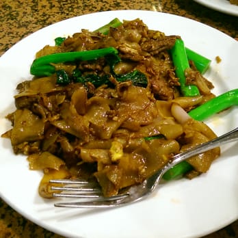 Tantawan Thai Kitchen - Beef pad see ew - Thai Near Me - Rosemead, California Tantawan Thai Kitchen - Beef pad see ew - Thai Near Me - Rosemead, California