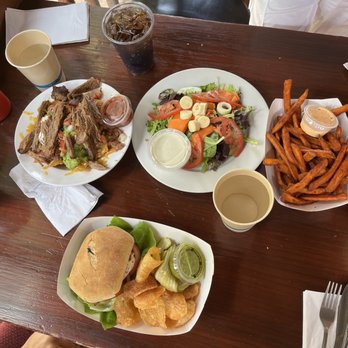 Alice's Restaurant - Nachos, Chicken Burger, Sweet Potato Fries, Salad - Diners Near Me - Woodside, California