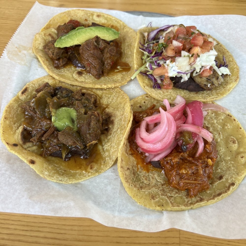 Guisados - 4 Tacos, Steak Picado, Bistek en Salsa Roja, Cochinita Pibil, & Pescado - Mexican Near Me - Pasadena, California Guisados - 4 Tacos, Steak Picado, Bistek en Salsa Roja, Cochinita Pibil, & Pescado - Mexican Near Me - Pasadena, California