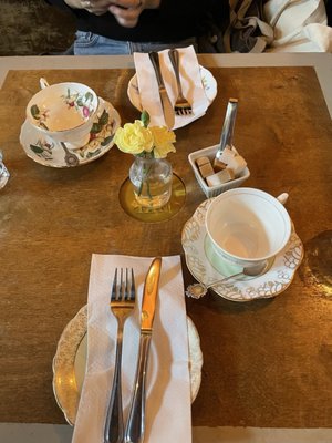 Cardinal Tearoom by null