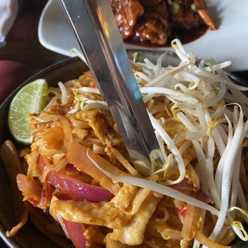 Nancy Chang - Chicken Pad Thai - Chinese Near Me - Worcester, Massachusetts
