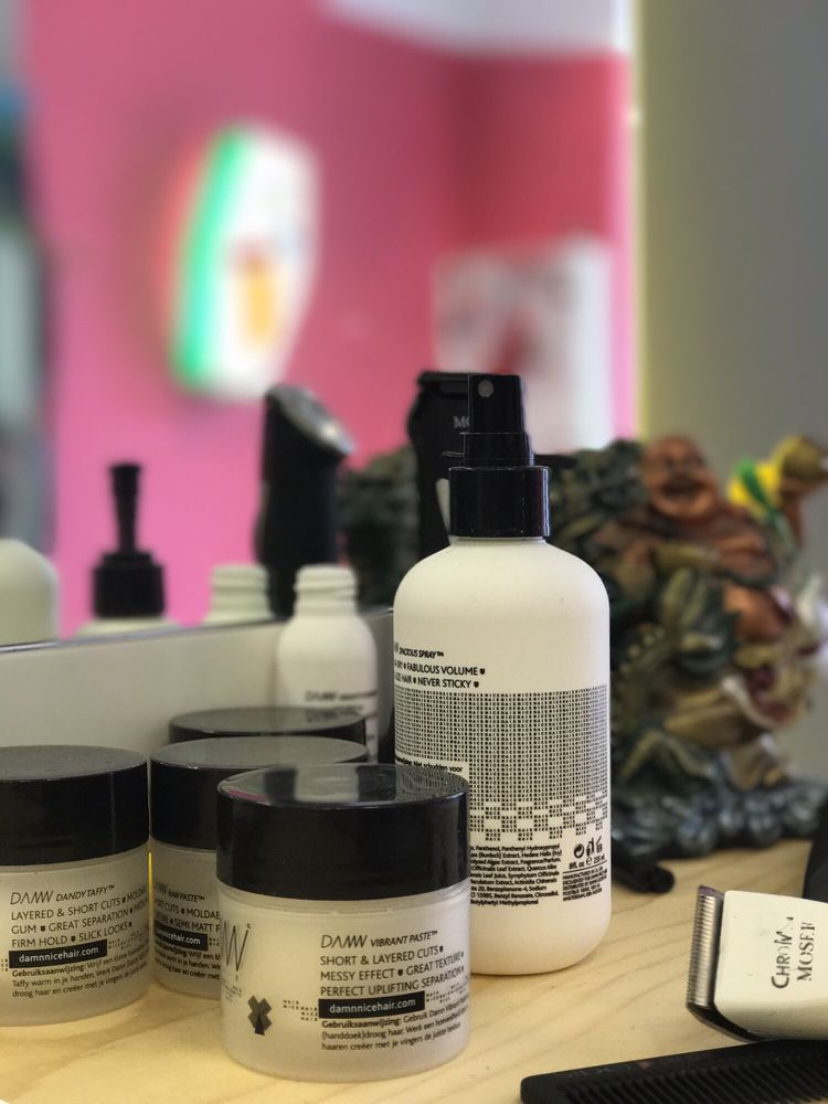 CHOP SHOP Oudegracht 186, Utrecht, The Netherlands Hair Salons