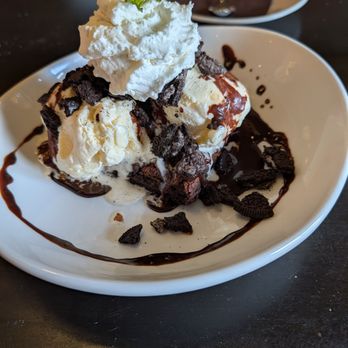 110 Grill - Oreo sundae - New American Near Me - Braintree, Massachusetts 110 Grill - Oreo sundae - New American Near Me - Braintree, Massachusetts