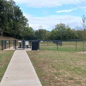 Holston Chilhowee Dog Park - The entrance - Dog Parks Near Me - Knoxville, Tennessee