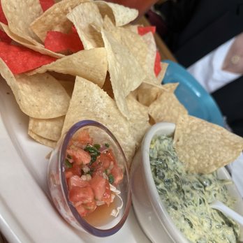 Bahama Breeze - Spinach dip and chips! - Bars Near Me - Orlando, Florida Bahama Breeze - Spinach dip and chips! - Bars Near Me - Orlando, Florida