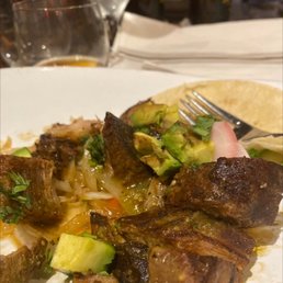 Carnitas, tastes bland and was served cold Carnitas, tastes bland and was served cold