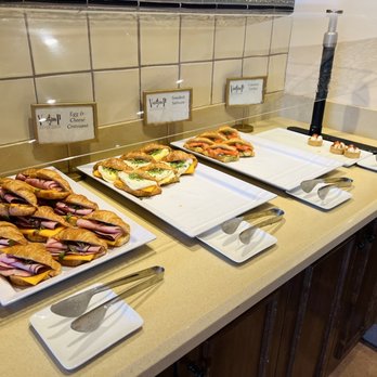 Universal Studios Hollywood VIP Experience - VIP Breakfast Experience - Tours Near Me - Universal City, California Universal Studios Hollywood VIP Experience - VIP Breakfast Experience - Tours Near Me - Universal City, California