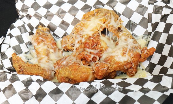 Bayou Hot Wings by null