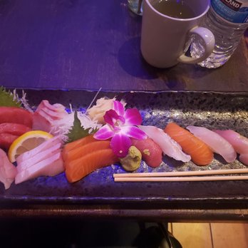 Hikari Sushi - Sushi & Sashimi Combo - Japanese Near Me - Philadelphia, Pennsylvania